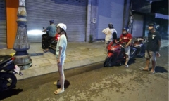 Muốn chiếm đoạt tiền trúng số của mẹ, cô gái dựng vở kịch bị cướp