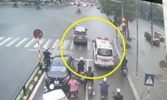 Vượt đèn đỏ để nhường đường xe cứu thương có bị xử phạt không?
