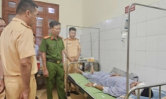 Thông tin mới nhất vụ Trung tá CSGT bị xe máy lao vào người khi đang làm nhiệm vụ