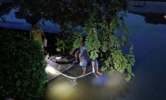 Phát hiện thi thể nam giới mặc áo in chữ