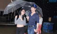 Khoảnh khắc đáng yêu của Khánh Thi và Quán quân BNHV nhí Linh Hoa