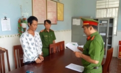 Bạc Liêu: Người đàn ông đâm hàng xóm tử vong vì nói chuyện ồn ào