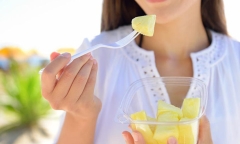 Loại quả nhiệt đới siêu rẻ có nhiều ở chợ Việt, vừa chống ung thư vừa kháng viêm
