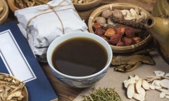 Uống thuốc sắc Đông y đúng cách