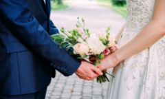 Kết hôn khi mới 17 tuổi có bị phạt?