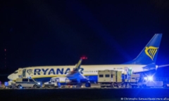 Thêm máy bay Ryanair thay đổi lộ trình, hạ cánh khẩn cấp vì đe doạ đánh bom