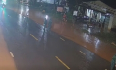 Vụ chủ tịch xã bị ô tô 7 chỗ tông tử vong ở Đắk Lắk: Camera ghi lại gì?