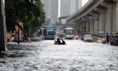 Hà Nội công bố hàng chục điểm vẫn còn ngập úng 