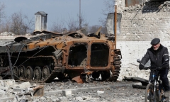 Vì sao mặt trận tại Donbas sẽ khác hoàn toàn so với Kyiv?