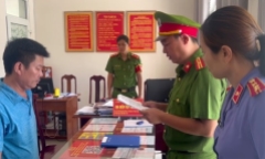 Bắt nhân viên văn phòng đăng ký đất đai ở Quảng Nam vì nhận hối lộ