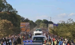 Xe chở linh cữu Phó Tổng thống Malawi đâm vào đám đông, 4 người thiệt mạng