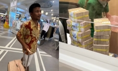 Clip: Kiếm 12 tỷ đồng trong vòng 1 phút, siêu võ sĩ Rodtang xách vali rút tiền về tặng vợ xinh đẹp