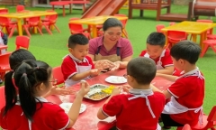 Bộ GD&ĐT yêu cầu tuyệt đối không dùng dịch vụ cung cấp suất ăn cho trẻ mầm non