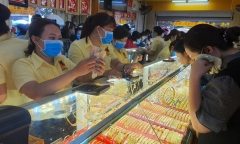 Giá vàng hôm nay (26/12): Giá vàng vượt 159 triệu đồng/lượng