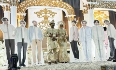 Clip: Cô dâu đam mê Kpop mang ảnh nhóm BTS tới đám cưới, chú rể có phản ứng lạ
