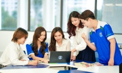 Triệu tập nhóm liên quan vụ nữ sinh bị đánh hội đồng tại Cao đẳng Việt Xô số 1