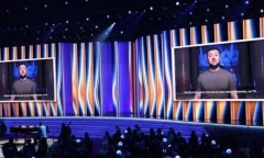 Tổng thống Ukraine bất ngờ xuất hiện tại lễ trao giải Grammy