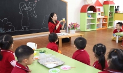 Phụ cấp cho giáo viên mầm non có thể tăng đến 80%: Kỳ vọng chuyển biến tích cực