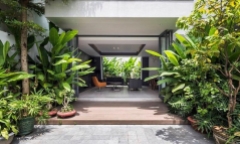 Những cây kiêng kỵ trồng trước nhà