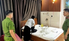 Nữ sinh viên 18 tuổi bị