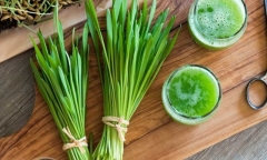 Uống nước lá hẹ có chữa được xuất tinh sớm