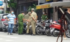 Phá cửa phòng trọ, phát hiện thi thể đôi nam nữ