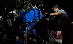 Quảng Bình: Xe ba gác mất lái lao lên vỉa hè, 3 bà cháu thương vong