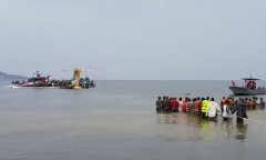 Vụ máy bay chở khách Tanzania lao xuống hồ: 19 người tử vong