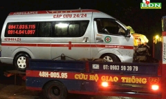 Xe cứu thương bị lật trên đường đi cấp cứu, bệnh nhi 1 tuổi tử vong