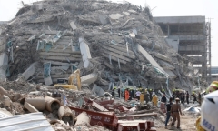 Hơn 60.000 thí sinh Myanmar thi lại đại học vì bài thi cháy