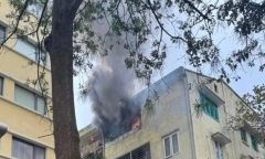 Chủ nhà về quê ăn Tết, căn hộ tầng 5 bất ngờ bùng cháy