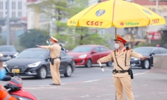 Cục CSGT phân luồng giao thông phục vụ lễ kỷ niệm chiến thắng Điện Biên Phủ