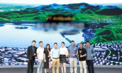 Shark Bình lần đầu công khai xuất hiện bên Phương Oanh sau khi xác nhận hoàn tất thủ tục ly hôn