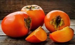 Tin tức đời sống ngày 24/10: Người phụ nữ 68 tuổi bị tắc ruột khi ăn quả hồng