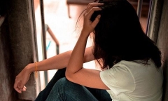 Viện cớ không chịu nổi cô đơn để ngoại tình, người phụ nữ nhận cái kết chua chát sau khi ly hôn