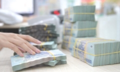 Thủ tướng chỉ đạo kiểm soát chặt lãi suất huy động