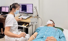Hít 50 quả bóng cười mỗi ngày, thanh niên 24 tuổi tổn thương thần kinh, yếu tứ chi