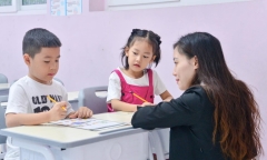 Tuyển sinh lớp 1 ở Hà Nội: Làm bài kiểm tra, phỏng vấn để vào các trường tư 