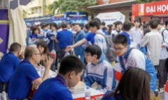 Nắng nóng 40°C “thiêu đốt” mùa ôn thi: Cảnh báo và khuyến cáo quan trọng với học sinh