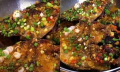 Mách bạn cách làm món tôm xào trộn xoài đơn giản, thanh mát chỉ với vài bước