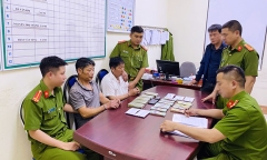 Mua 5 bánh heroin về bán kiếm lời thì bị bắt giữ