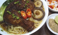 Bật mí công thức làm món mì gà tiềm thơm ngon bổ dưỡng