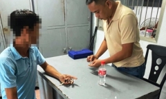 Vụ cầm súng AK cướp tiệm vàng ở Huế: Người dân giao nộp vàng nhặt được
