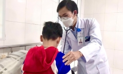 Bé 6 tuổi gặp biến chứng nghiêm trọng của bệnh đái tháo đường