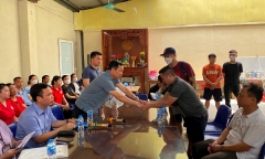 Lãnh đạo công an thăm hỏi chiến sĩ bị thương vụ cháy nhà khiến 3 người tử vong ở Hà Nội