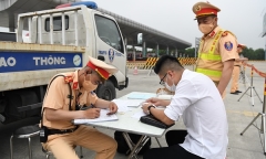 Đề xuất CSGT mặc thường phục giám sát tình hình giao thông: Những ý kiến trái chiều