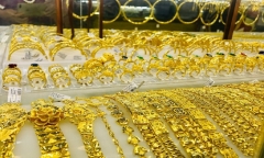 Giá vàng hôm nay mới nhất 18/2: Giá vàng biến động trái chiều