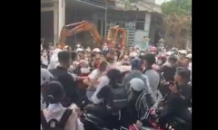Đắk Lắk: Xác minh video ghi lại cảnh nhóm học sinh THPT