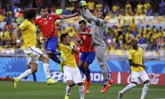 Clip: Brazil nhọc nhằn hạ Chile, giành vé đi tiếp