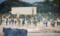 Quan chức thế giới lên án vụ tấn công vào Quốc hội Brazil